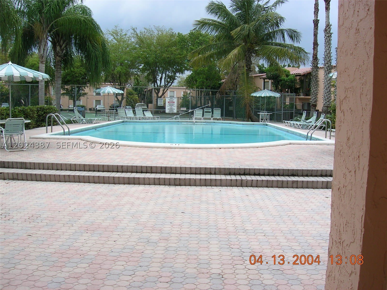 10806 N Kendall Dr – photo 5
