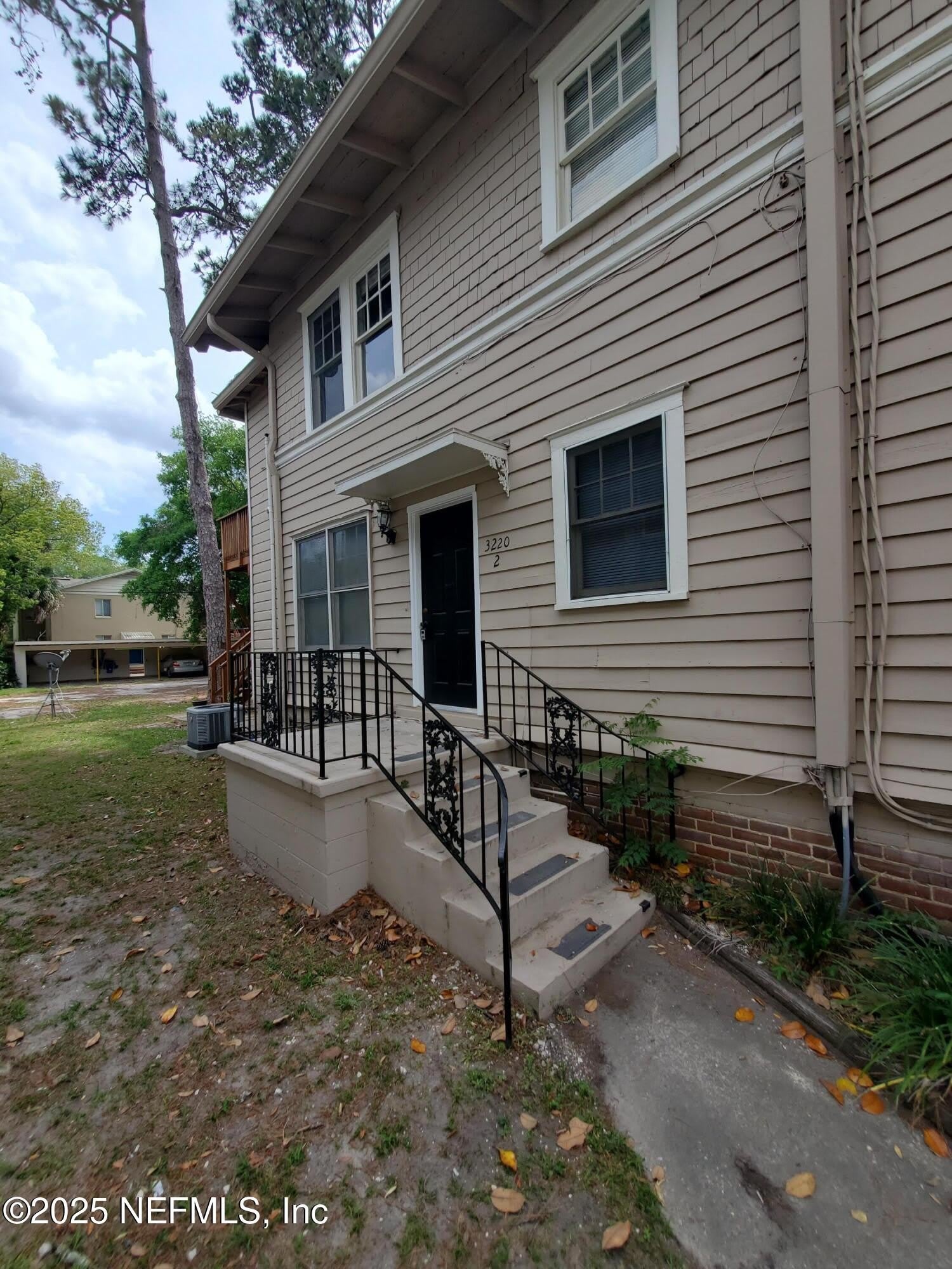 3220 HERSCHEL Street – photo 3