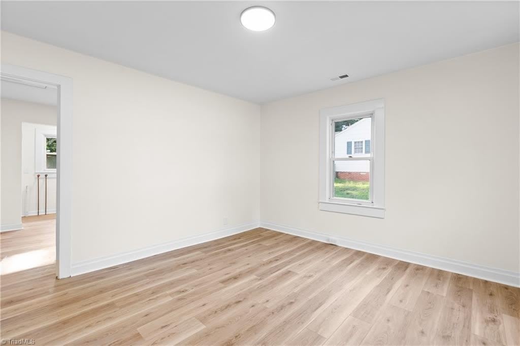 1444 Irving Street – photo 4