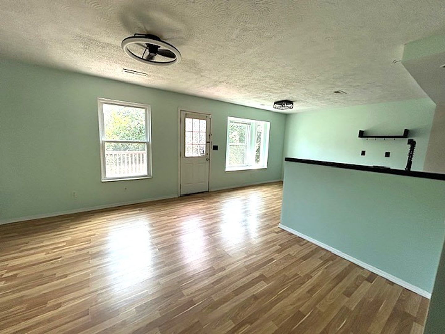Nice 2 bedroom 2 bath home – photo 4