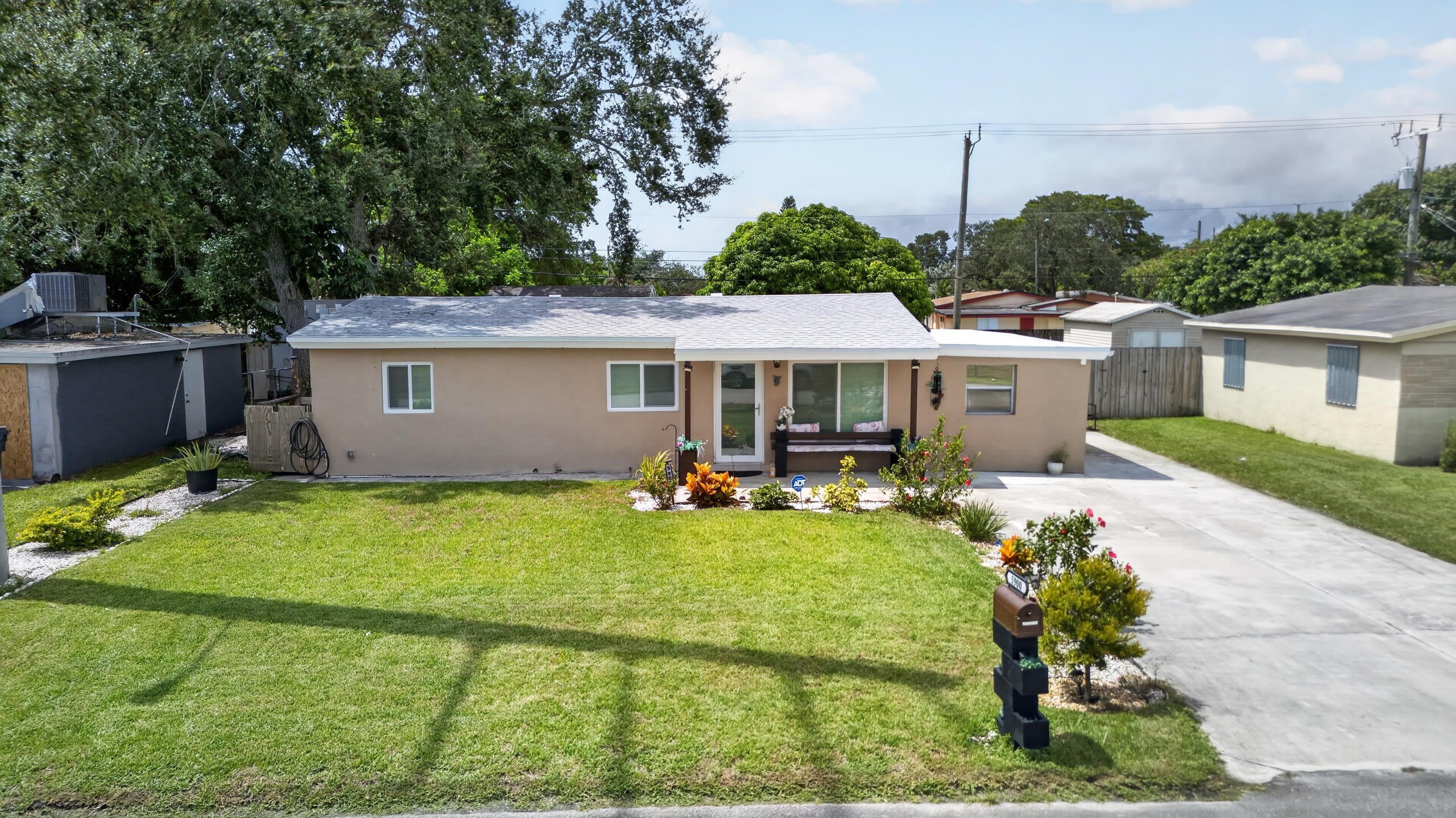 5900 Atlanta Street – photo 1