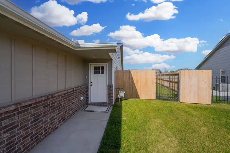 12153 West Cora Street – photo 3