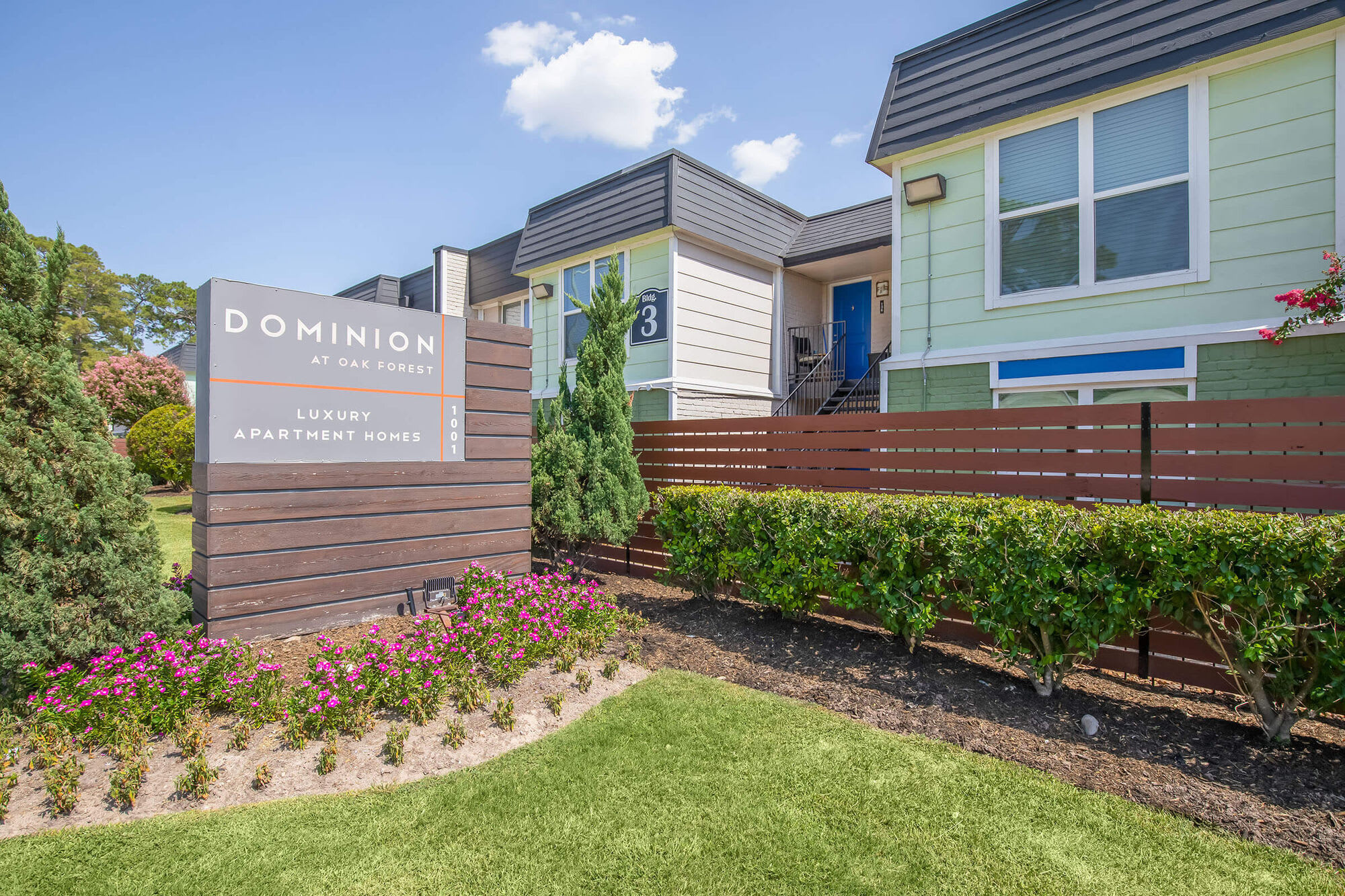 Dominion at Oak Forest Apartments – photo 4