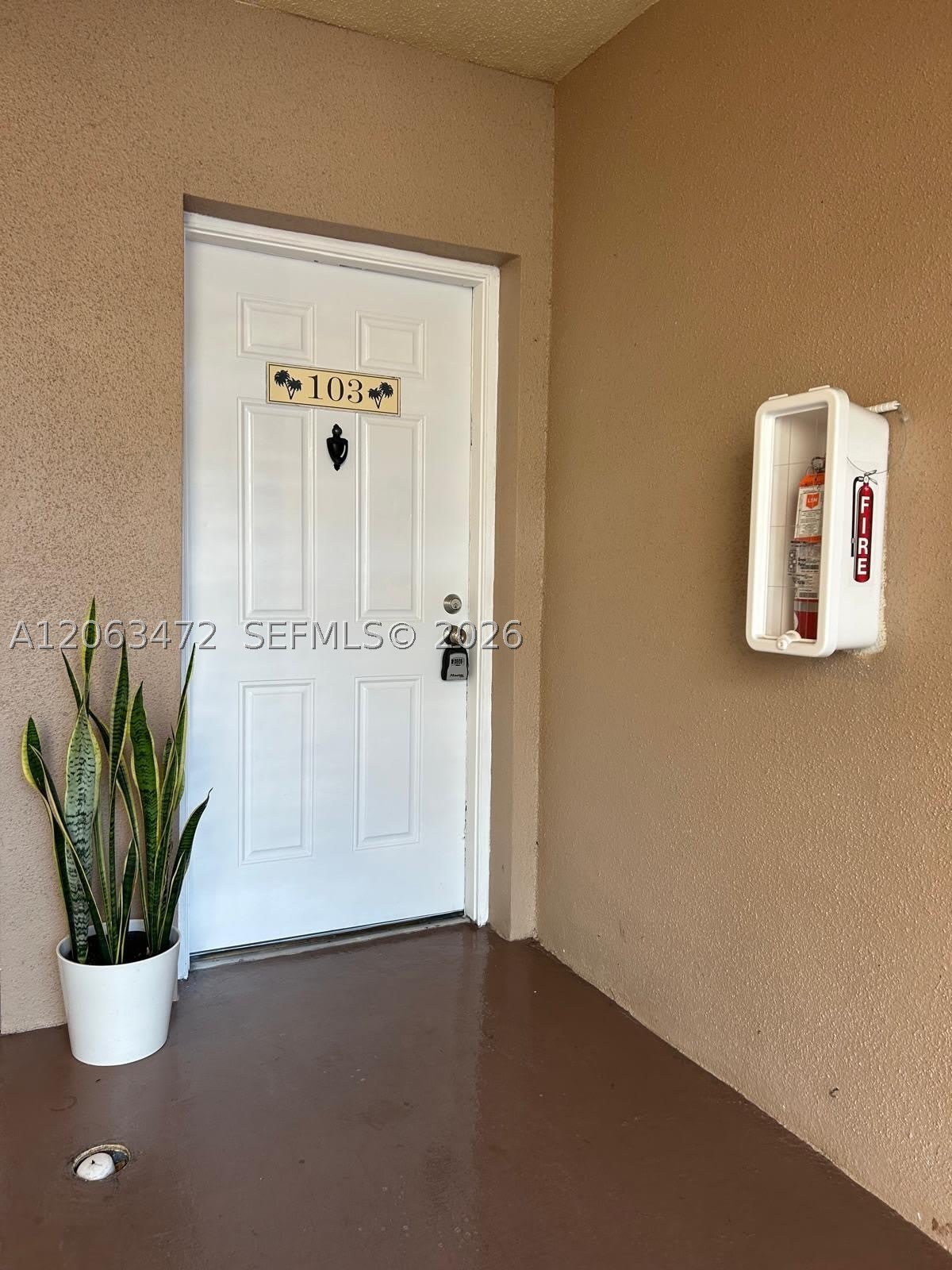 815 W Boynton Beach Blvd – photo 2