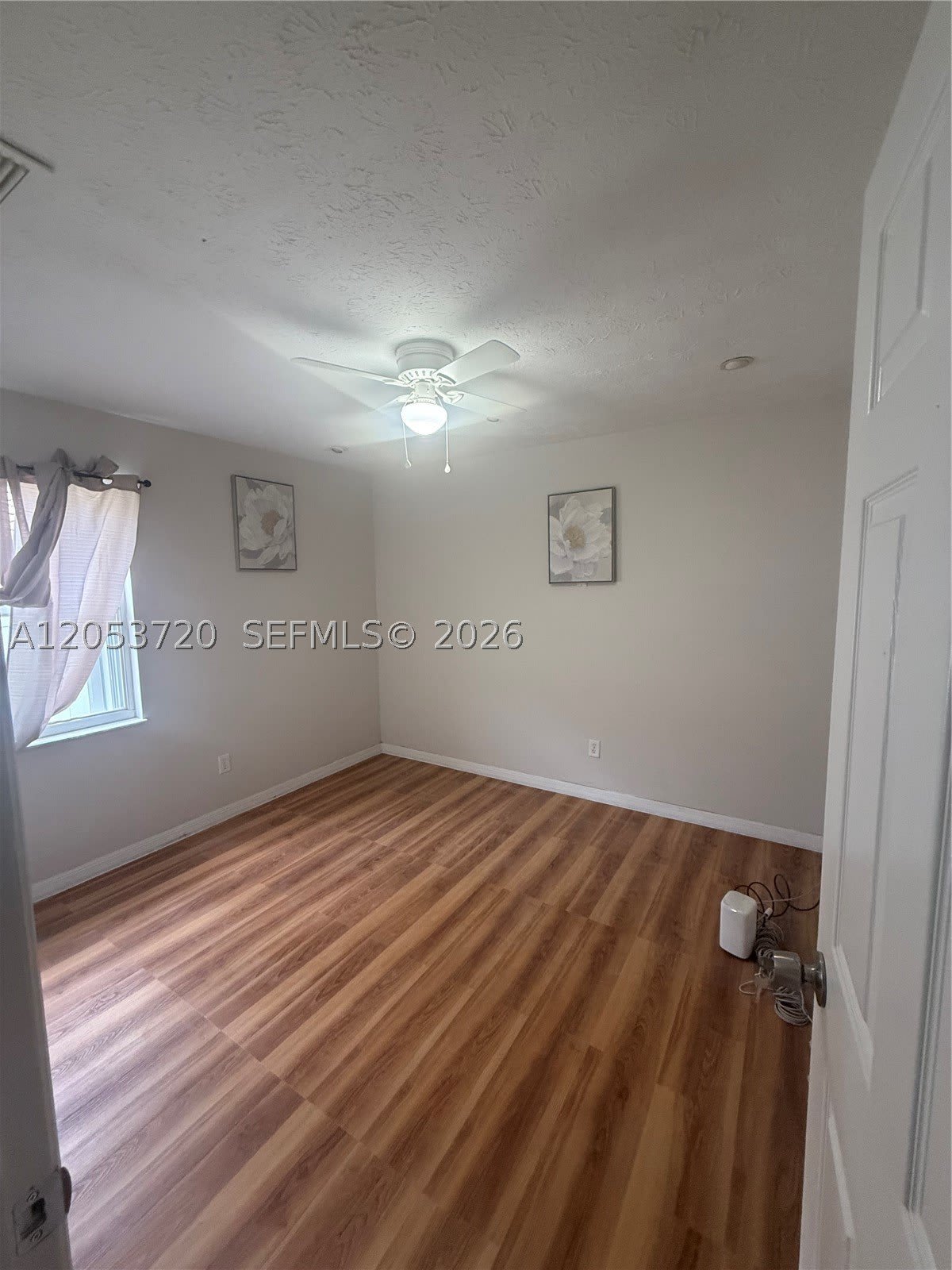 233 SW Chapman Ave – photo 1