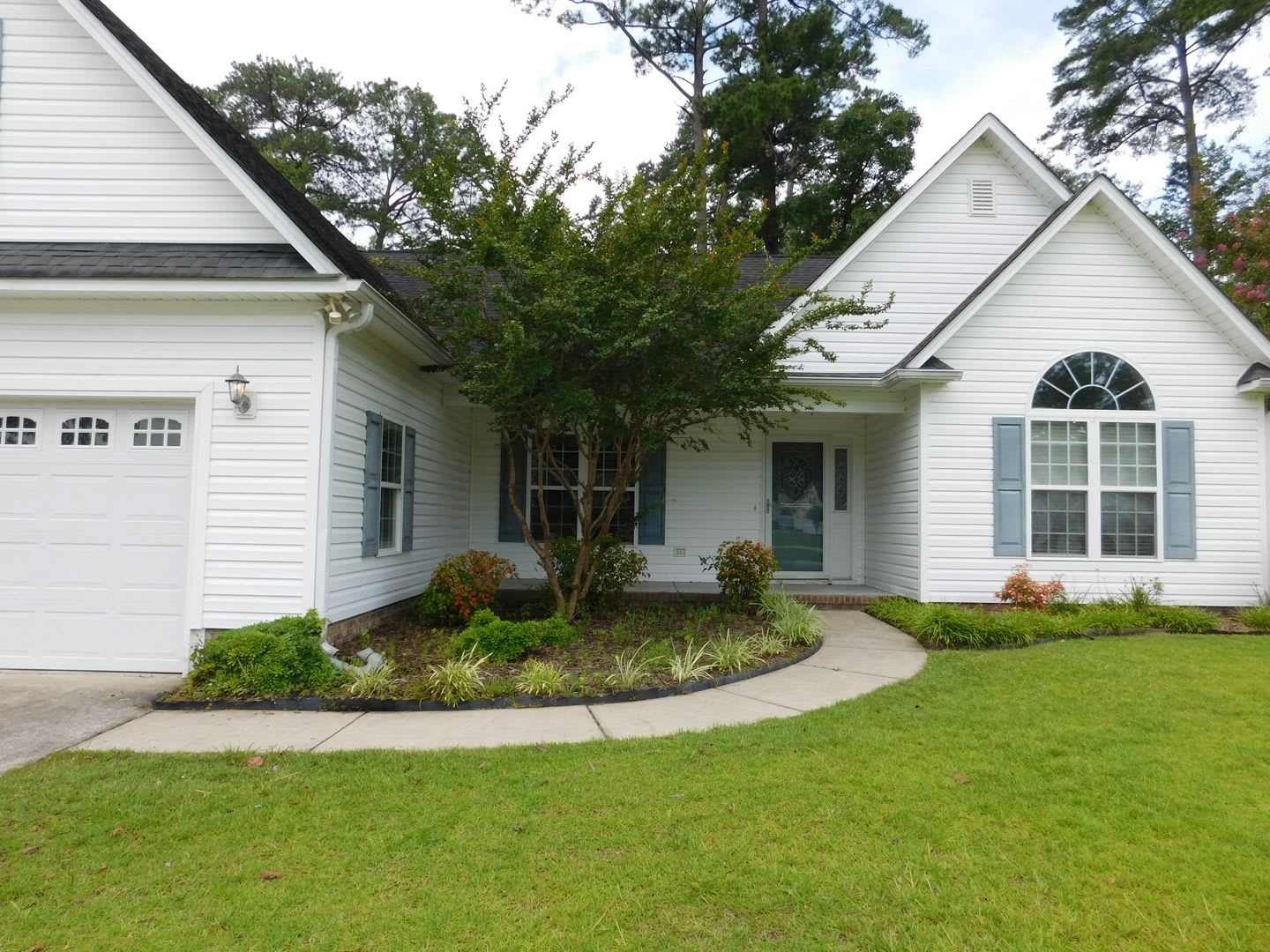 408 Sweet Gum Way located in the Croatan Woods Subdivision – photo 2