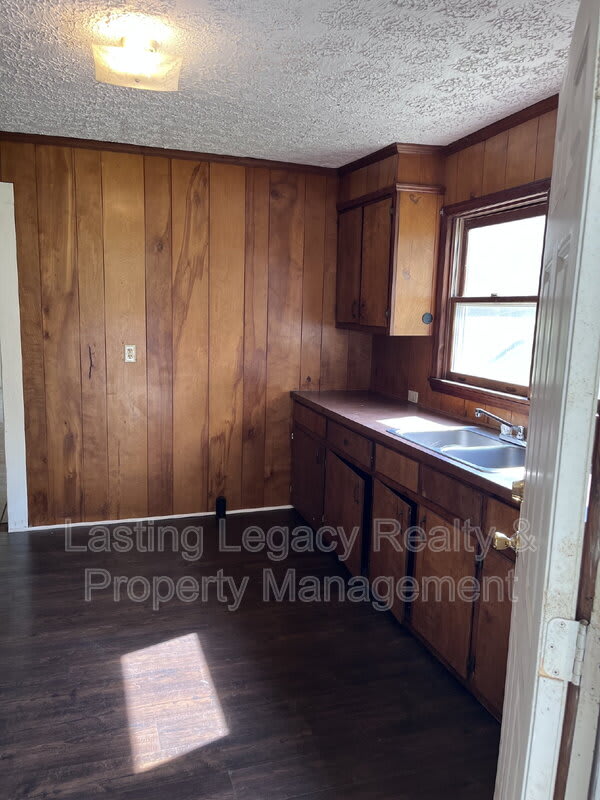438 Crews Street – photo 3