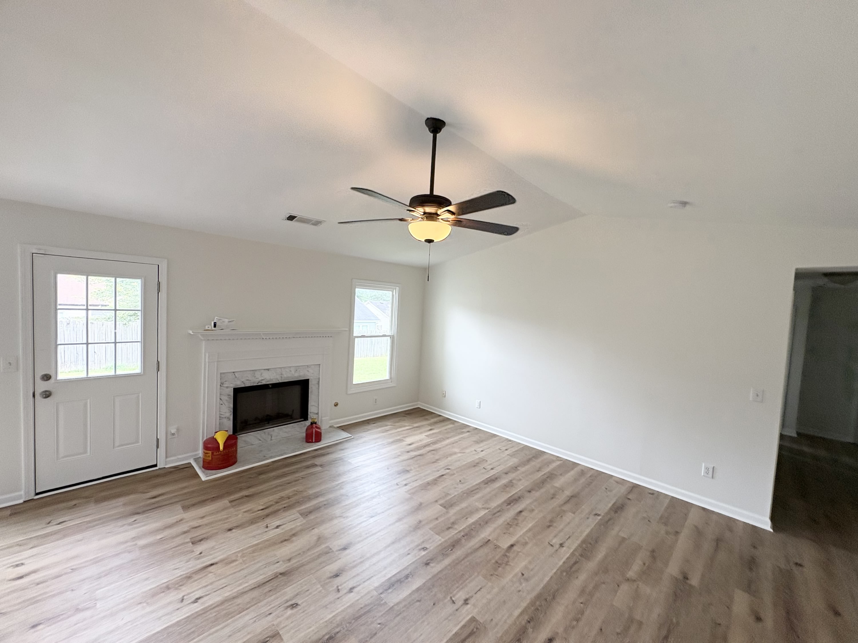 2464 Morning Glory Lane Northwest – photo 3