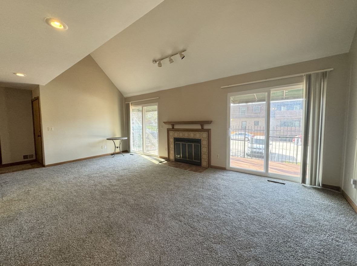 3806 Pennsylvania Avenue – photo 3