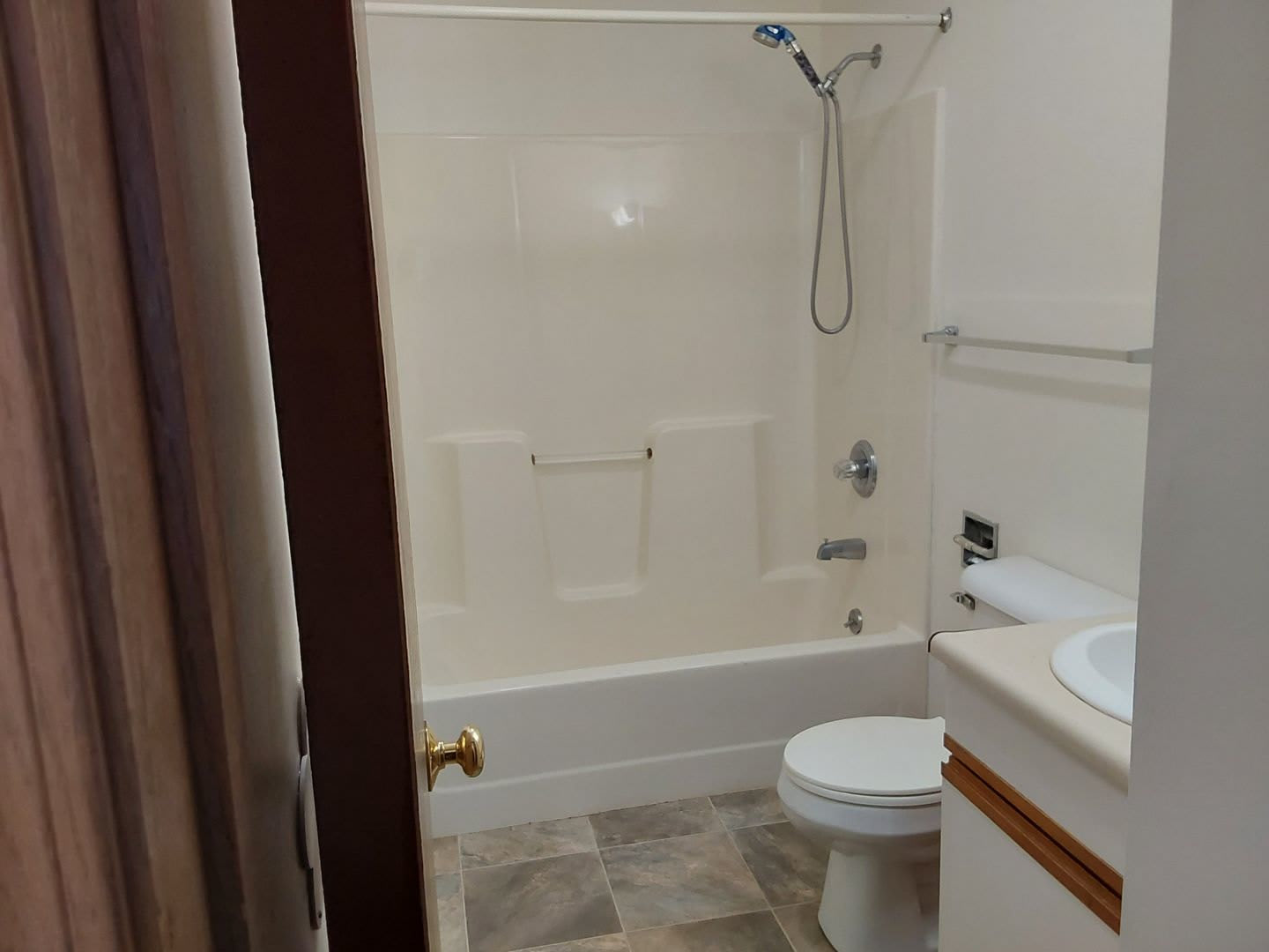 3 BR Stacey Crossing – photo 4