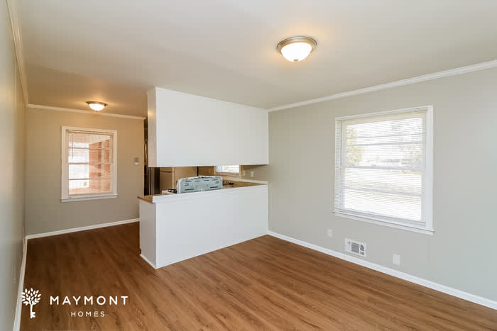 4731 Roberta Circle – photo 5