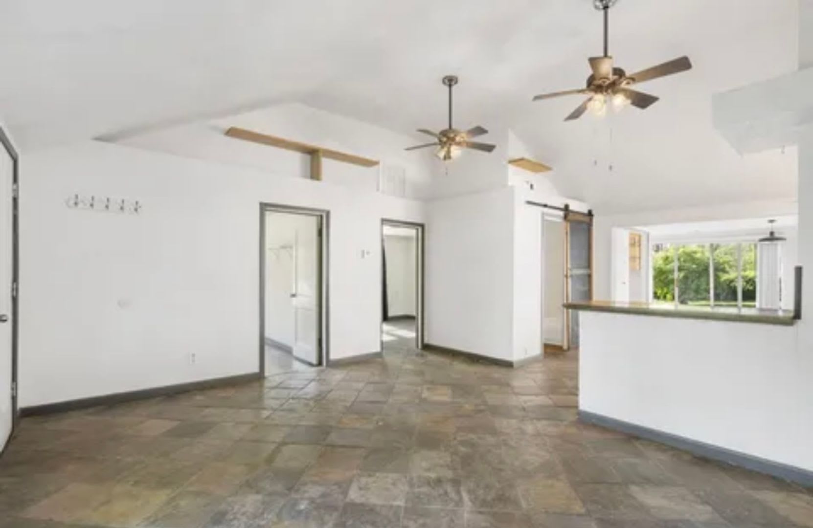 3 Bedroom – photo 4