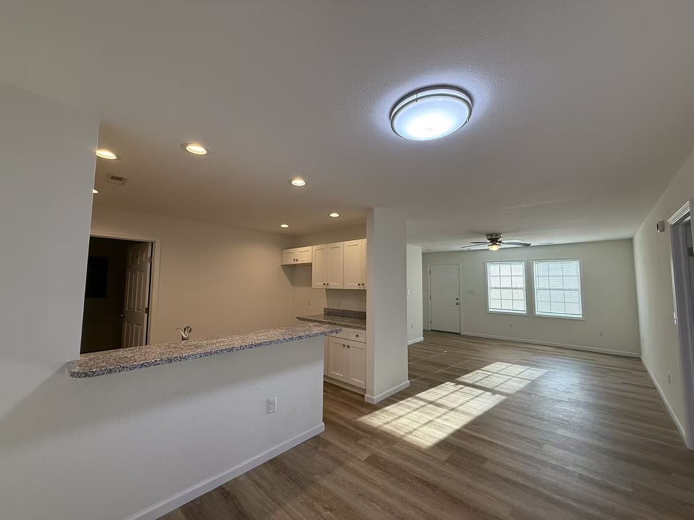 209 Compass Drive – photo 2