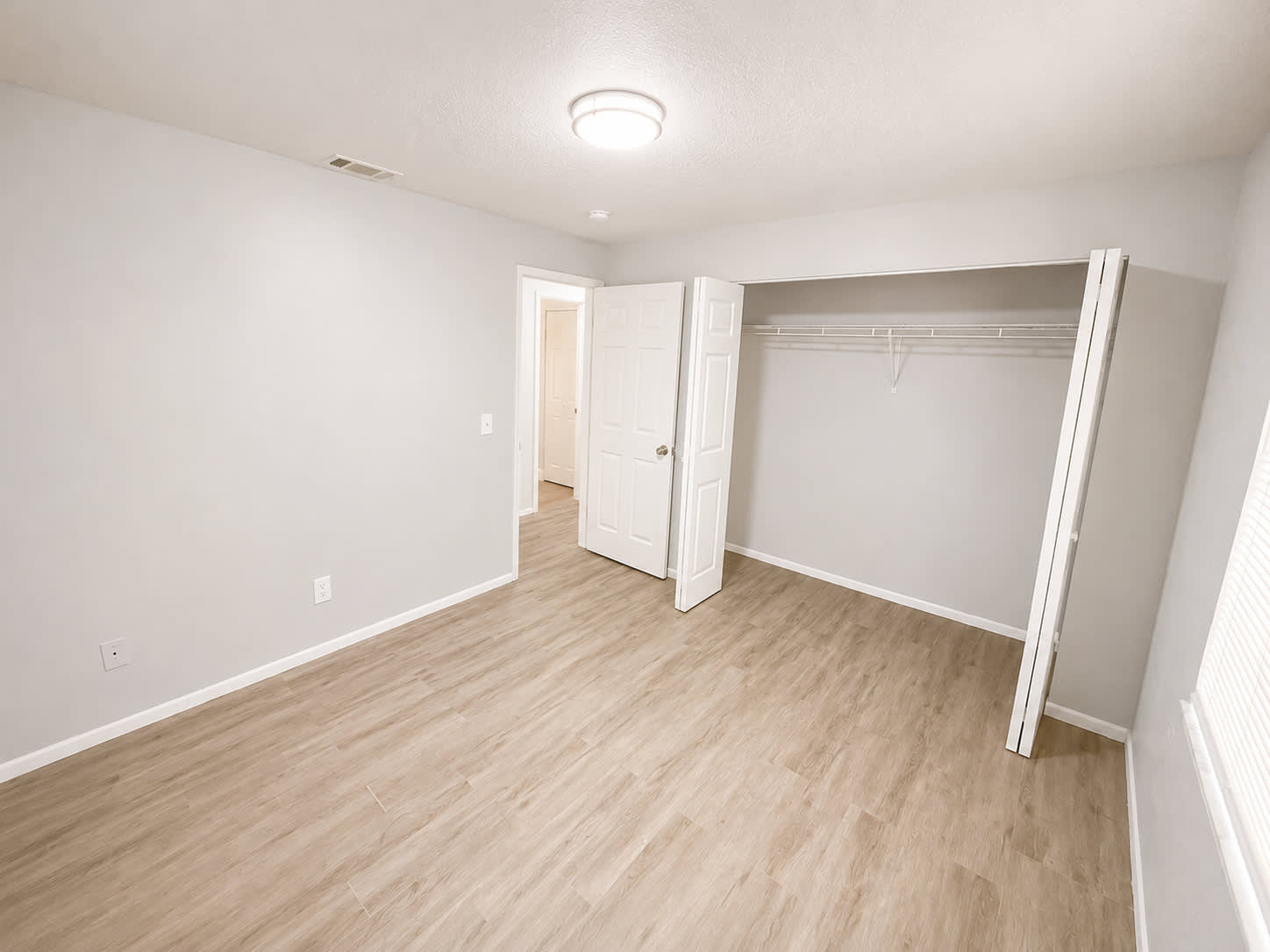6912 N 22nd St – photo 4