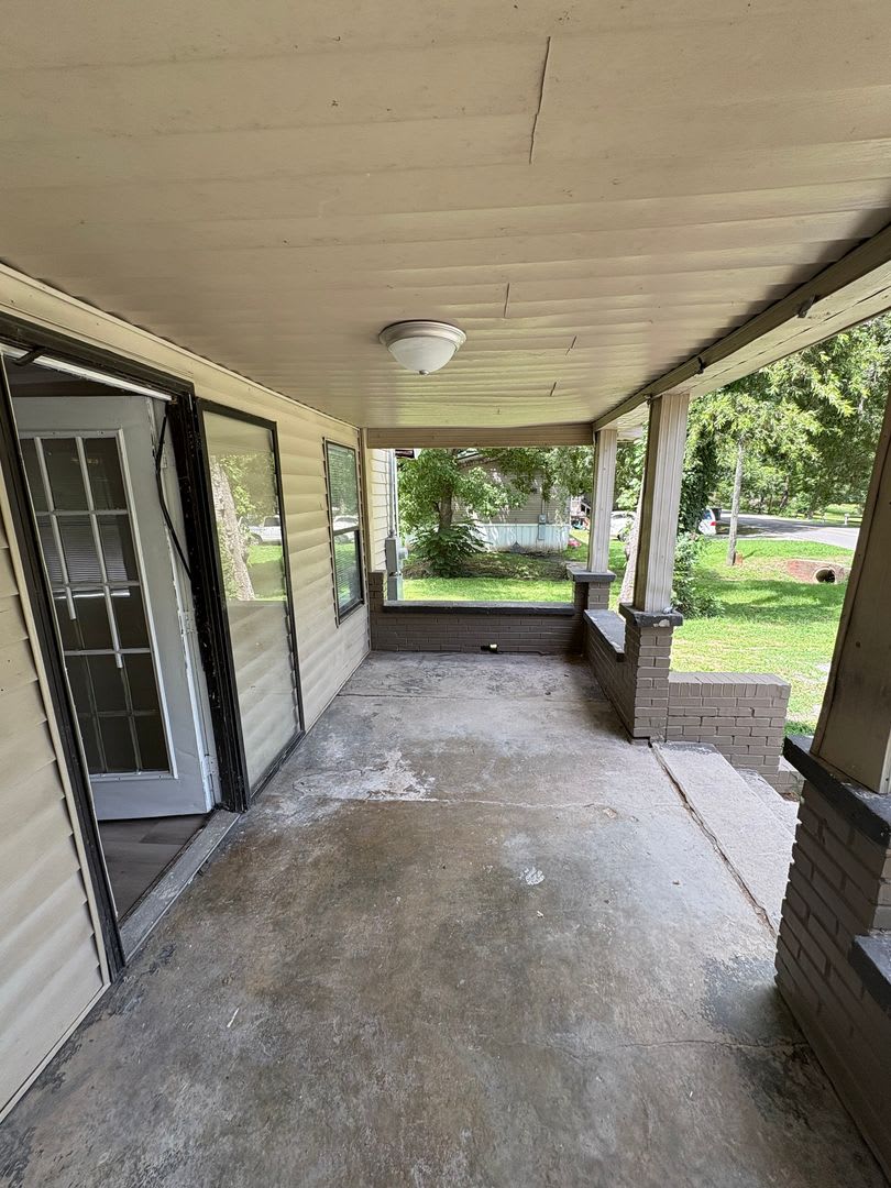 For Rent – photo 2