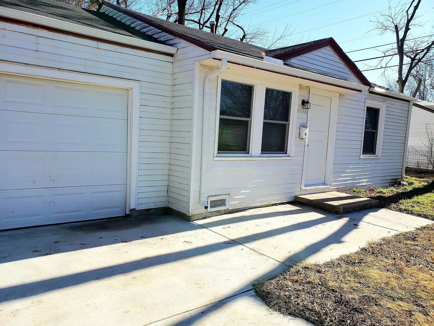 COMING SOON 2 bed, 1 bath in South Wichita – photo 2