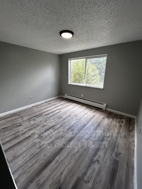 1720 Chester – photo 2