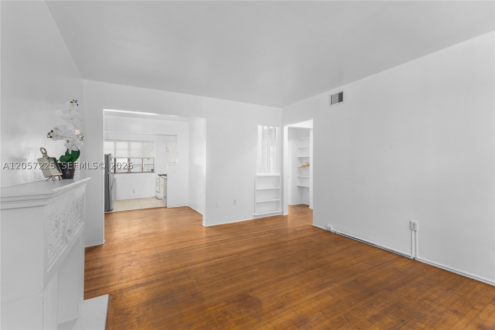 817 Lenox Ave – photo 2