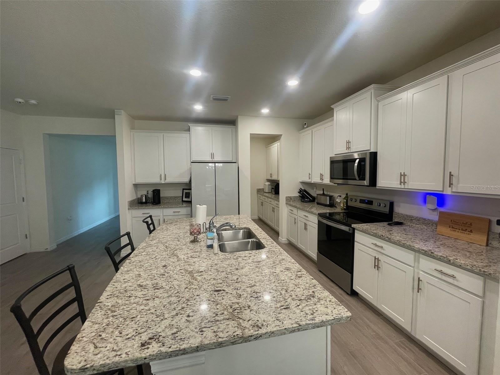 13616 NW 14TH Place – photo 4