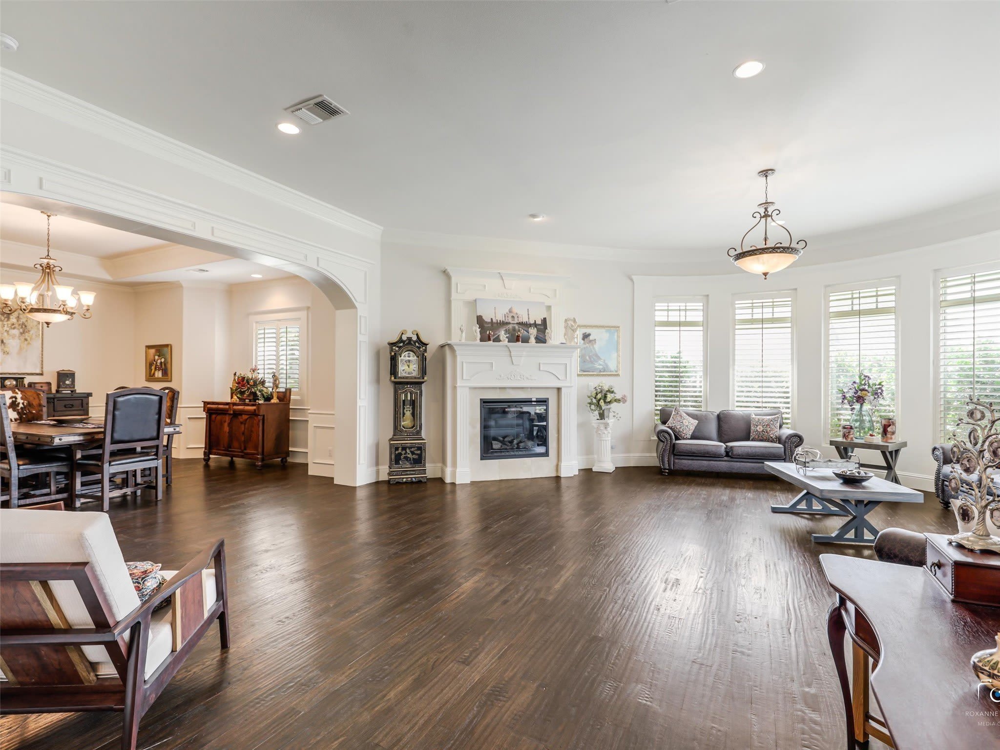 4428 Lake Breeze Drive – photo 5