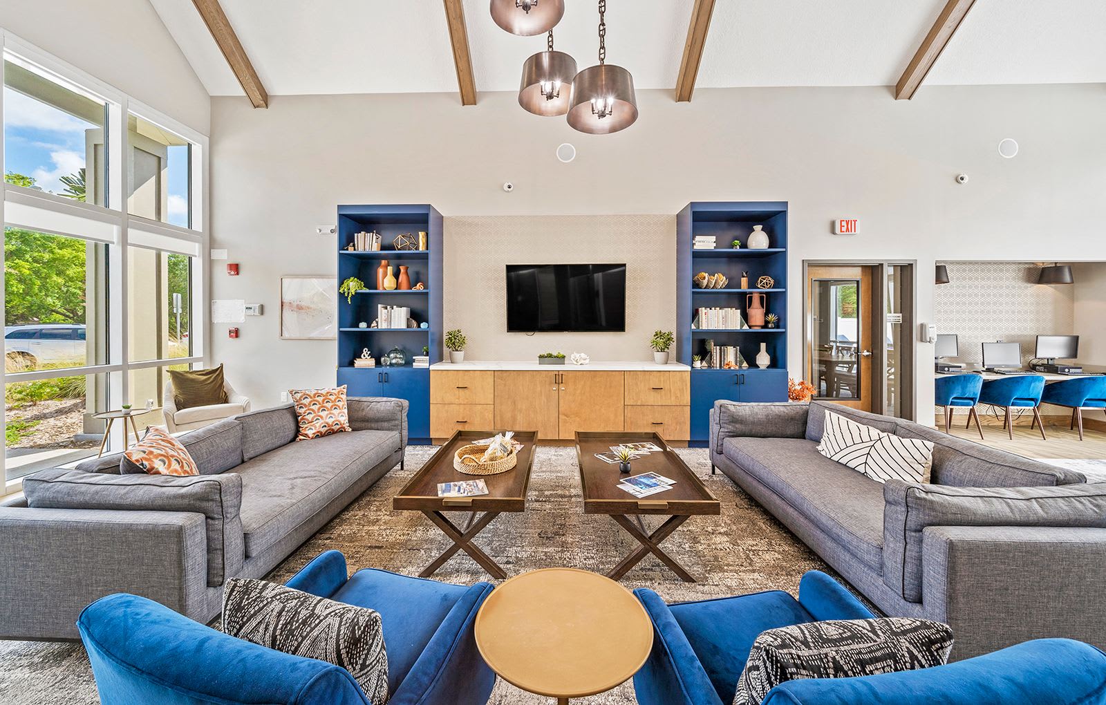 Taylor Pointe Apartments – photo 3