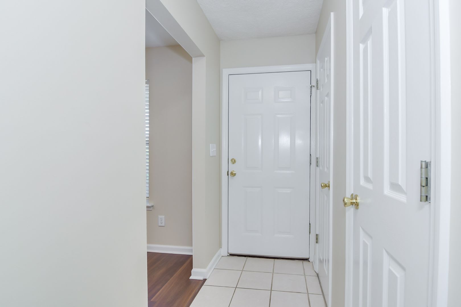 End Unit Townhome Evans – photo 5