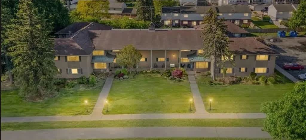 2245 Walton Blvd. – photo 1