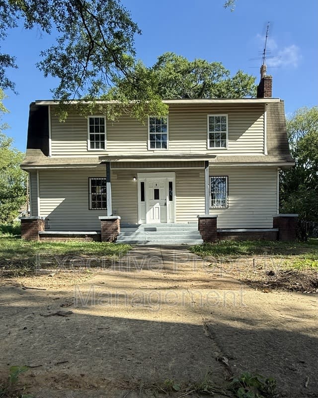 2416 34th Avenue – photo 1