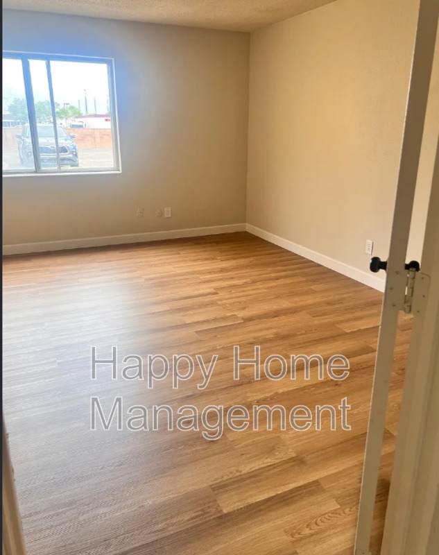 1355 Rio Rancho Dr SE – photo 4