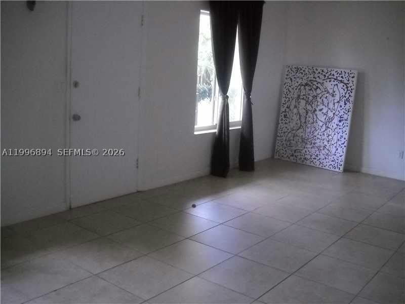 1040 92 ST – photo 2