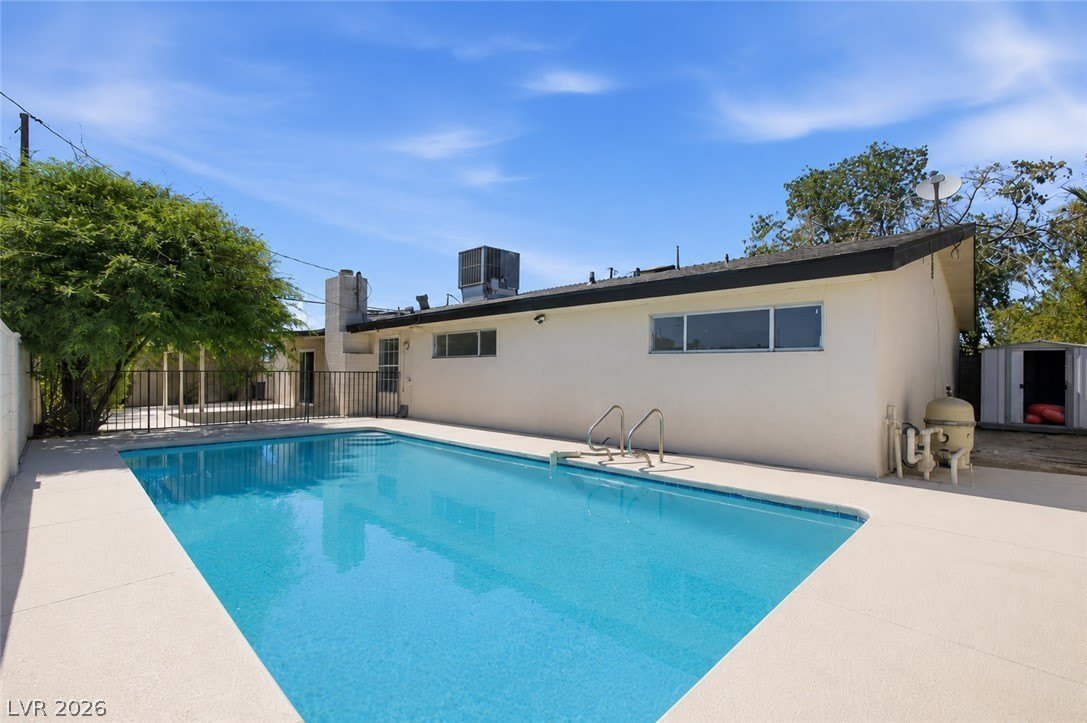 1300 Canosa Avenue – photo 3