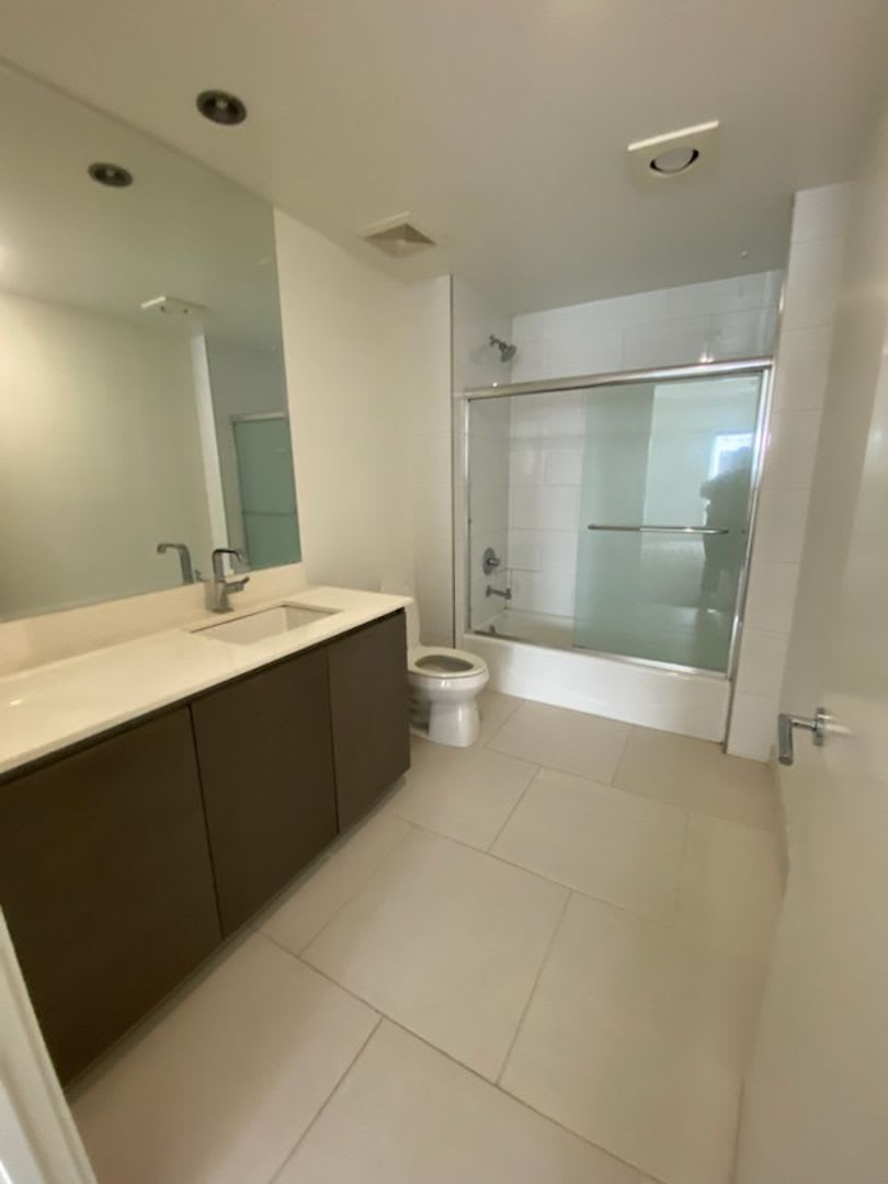 2 Bedroom 2 Bathroom Condo for rent – photo 5