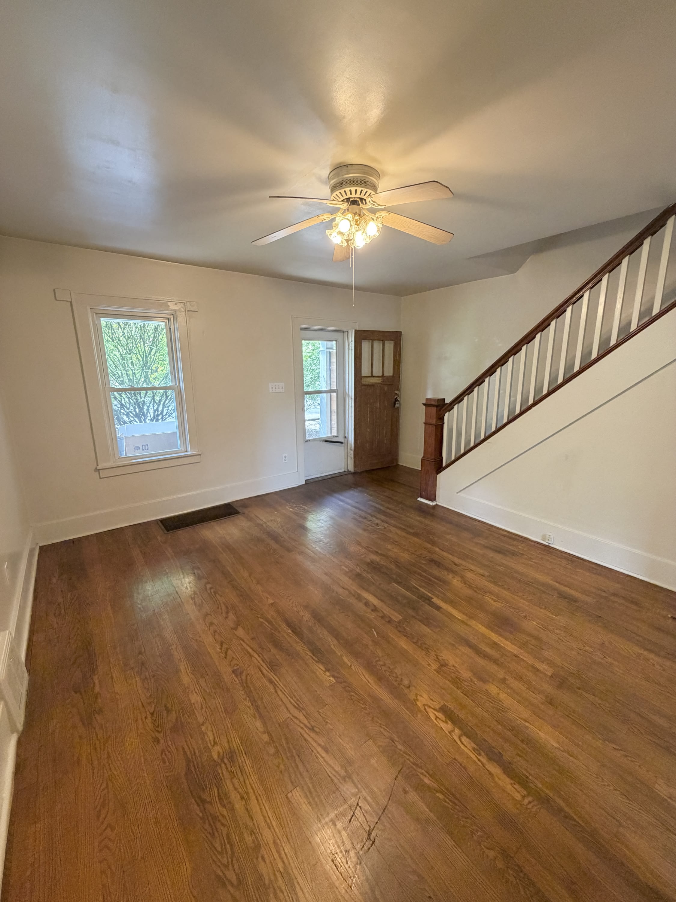 242 1 2 North 5Th Street – photo 2