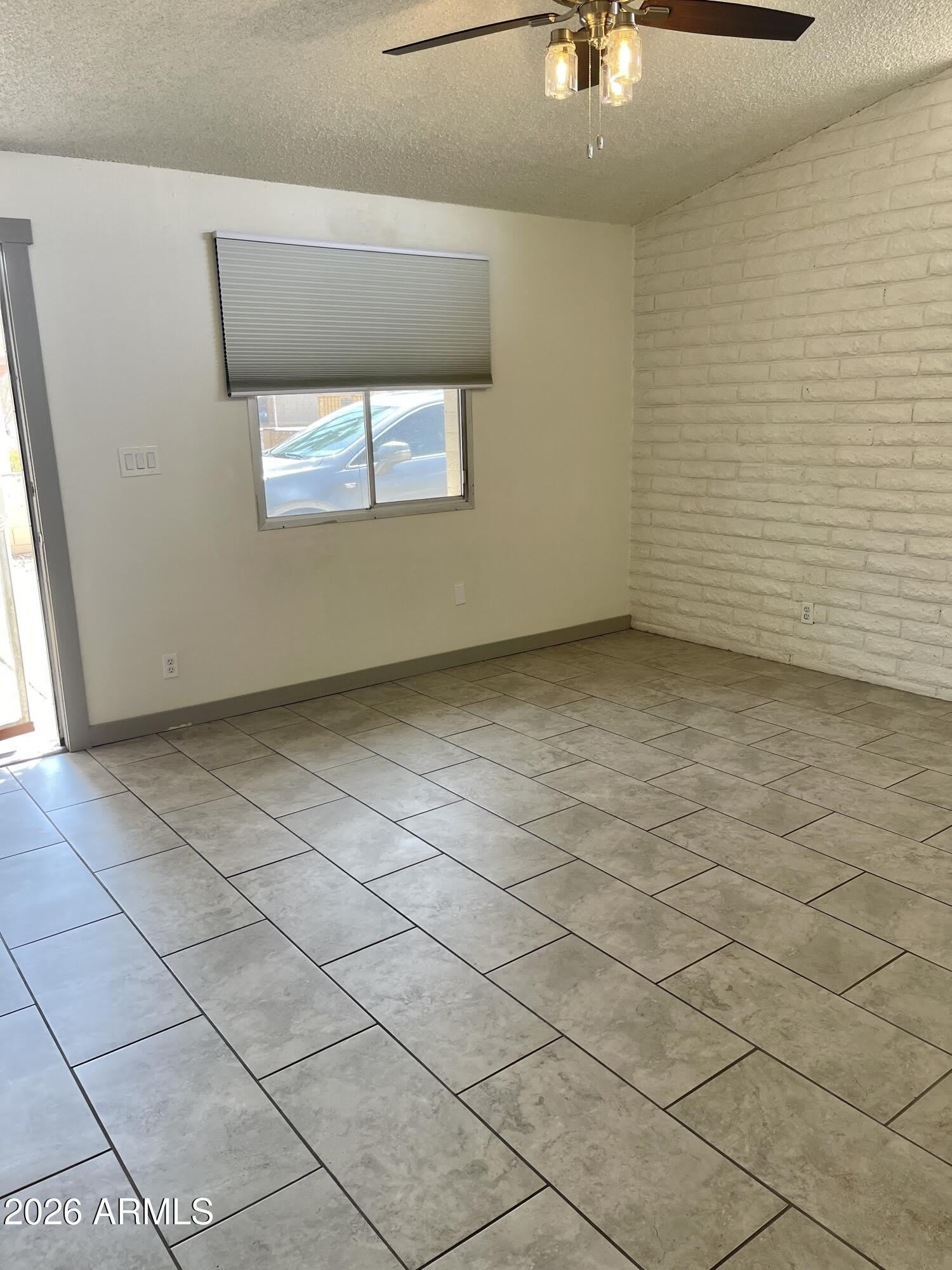 1238 W Malibu Drive – photo 5