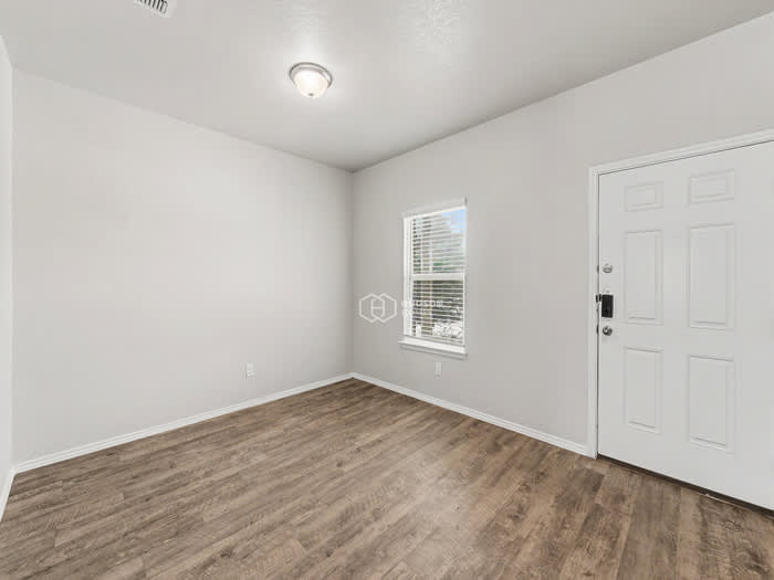 7611 Twin Pine Court – photo 4