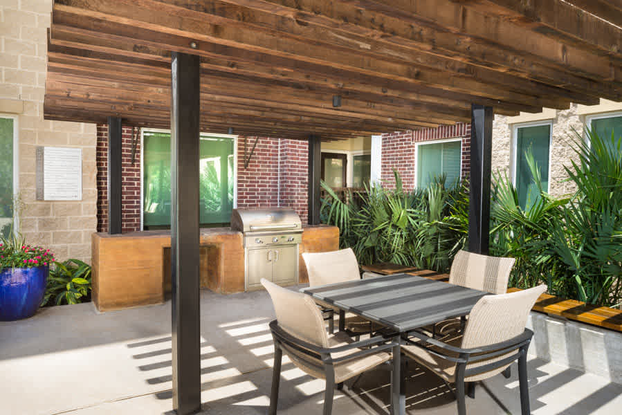 District at Greenbriar Apartments – photo 5