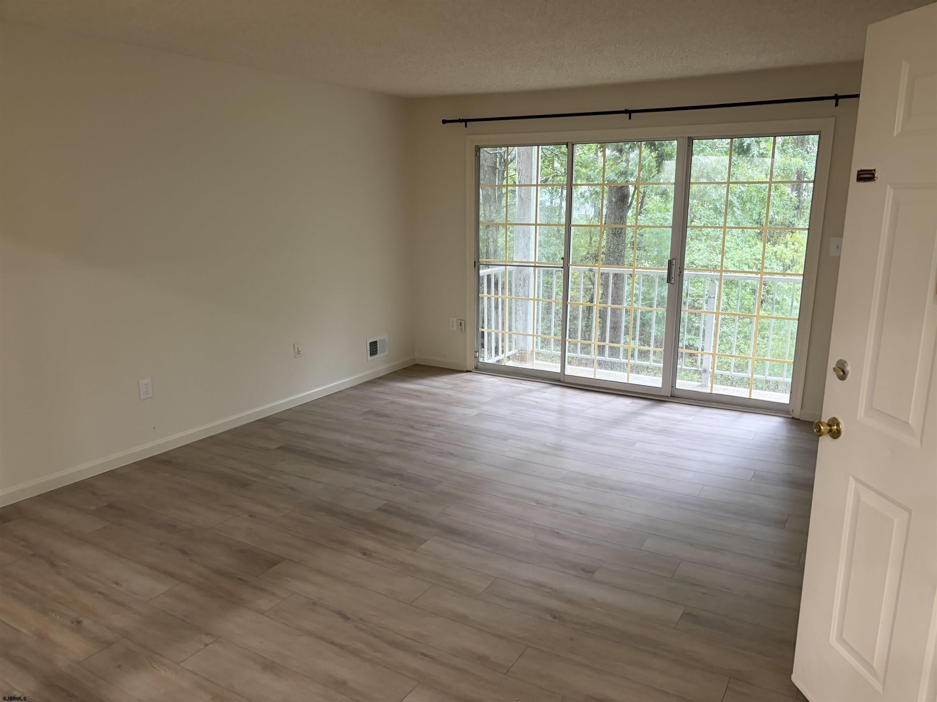 54 Federal Ct – photo 4