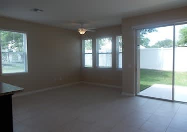 Townhome/Duplex – photo 3