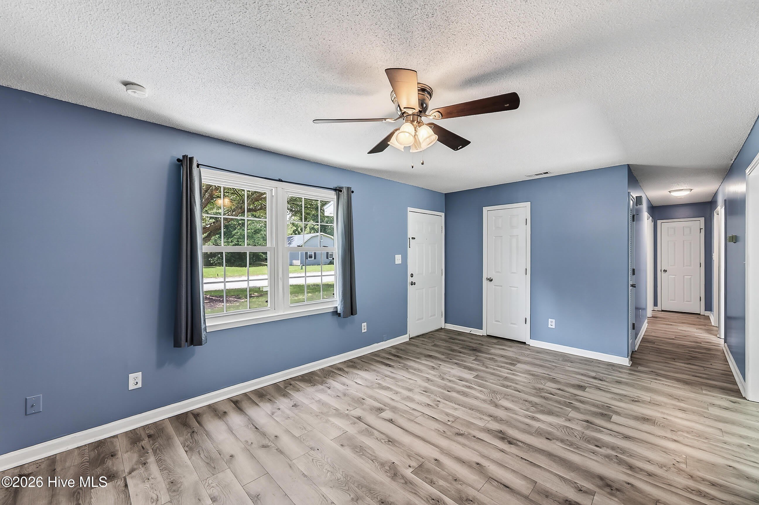 509 Redwood Place – photo 5