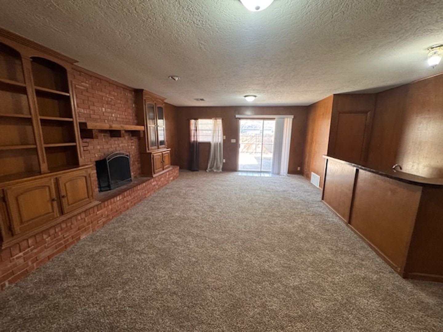 3 bed 2 bath in a great neighborhood in Norman, Refreshed and ready for move in! – photo 4