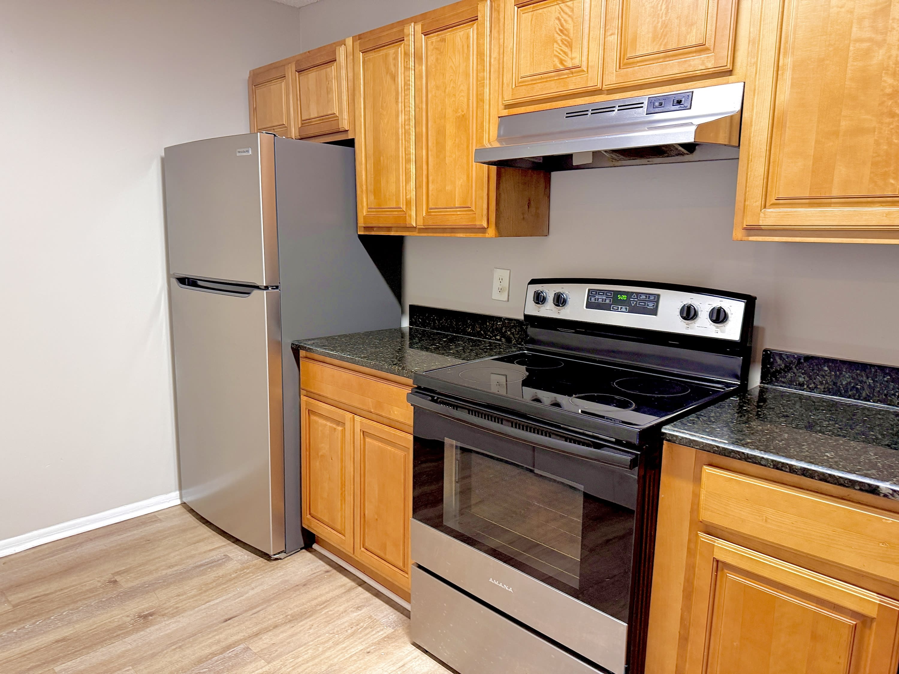 644 Kenwick Circle – photo 2