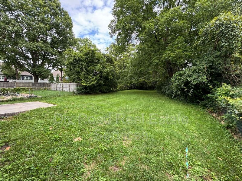 1184 Lincoln Avenue – photo 4
