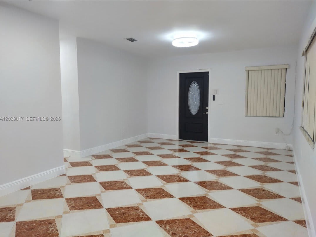 265 Northwest 190th Street – photo 2