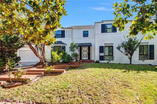 414 Hilgard Avenue – photo 1