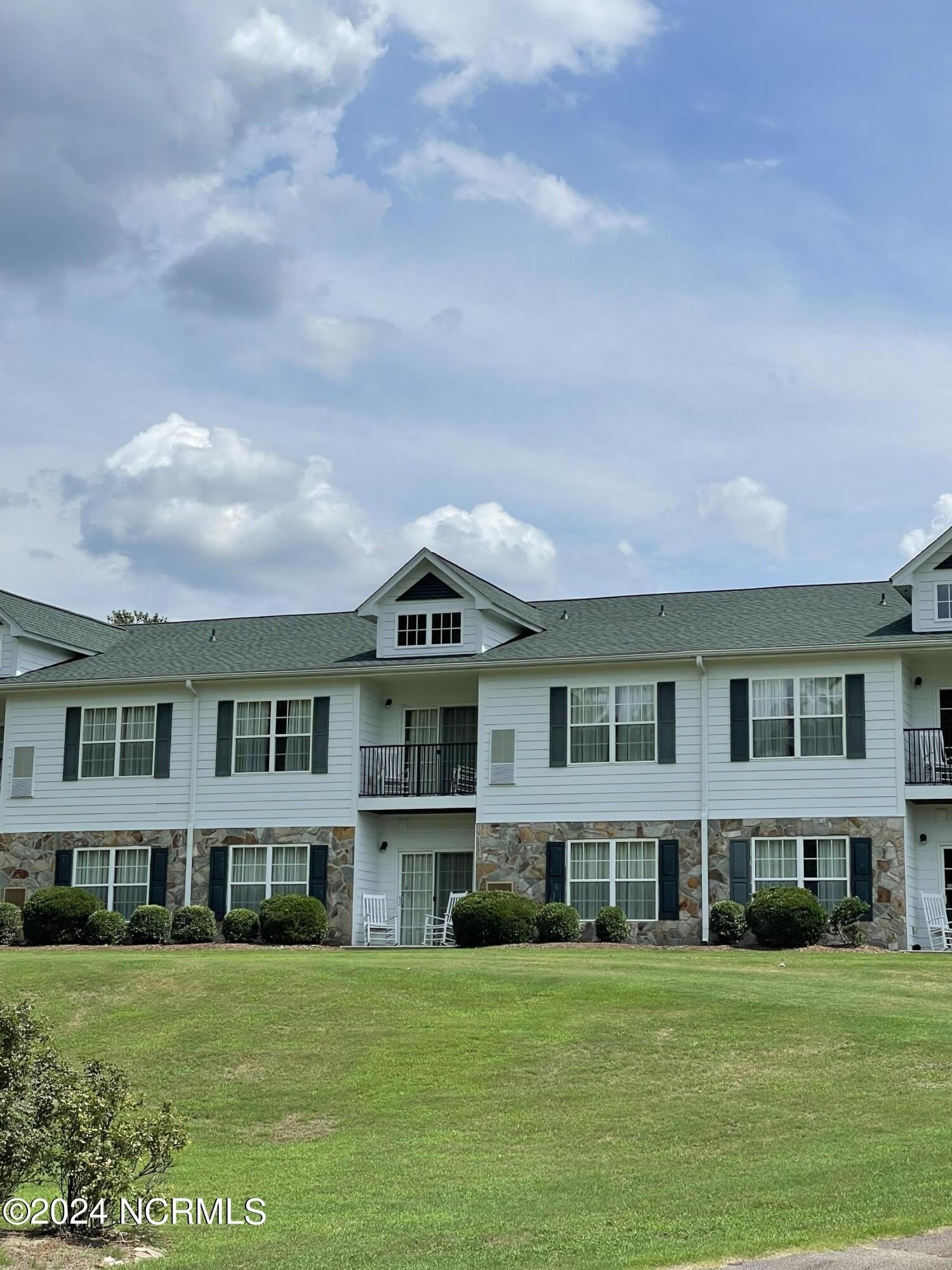 490 Little River Farm Boulevard – photo 3