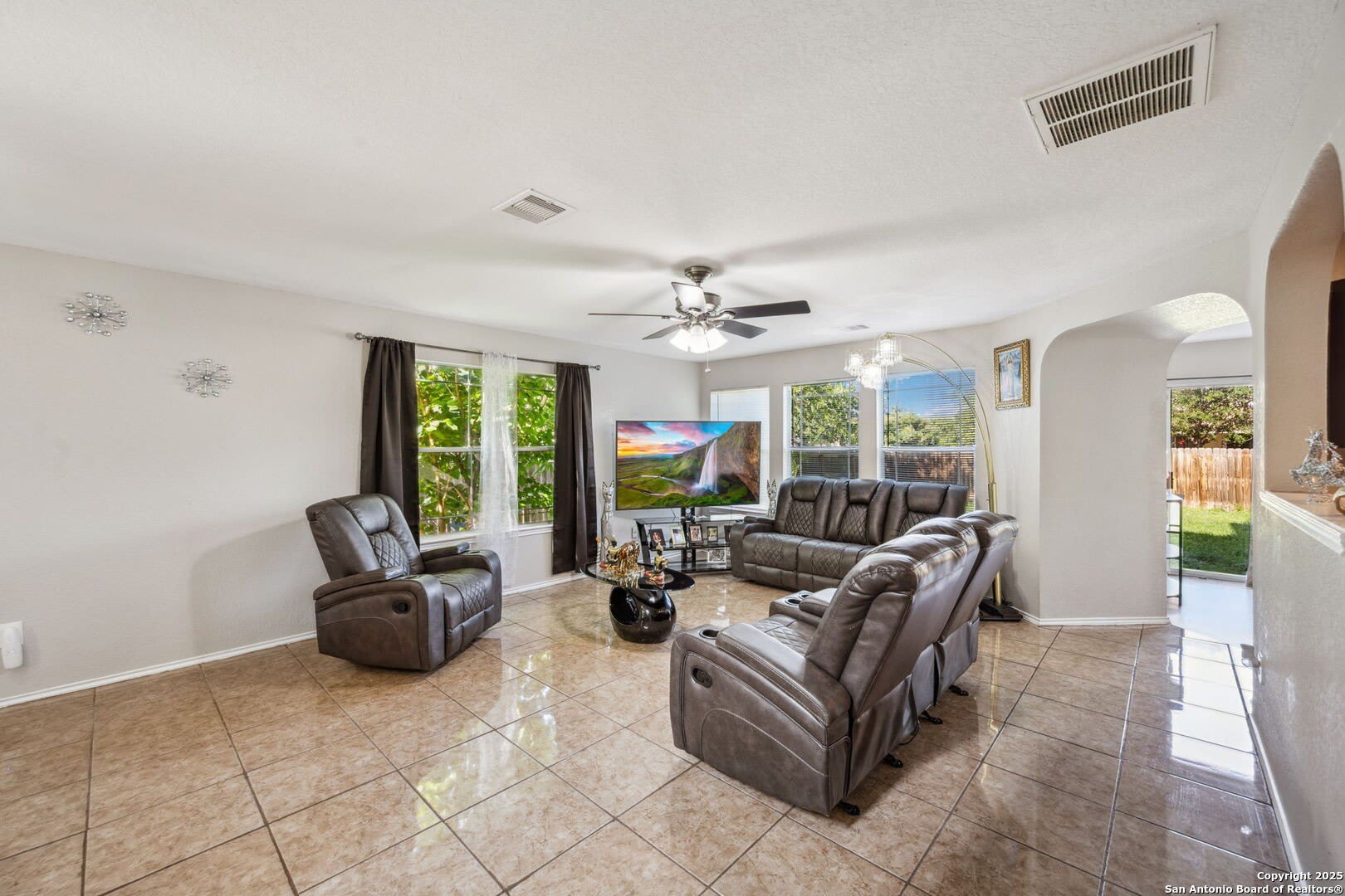 8810 Mesa – photo 5