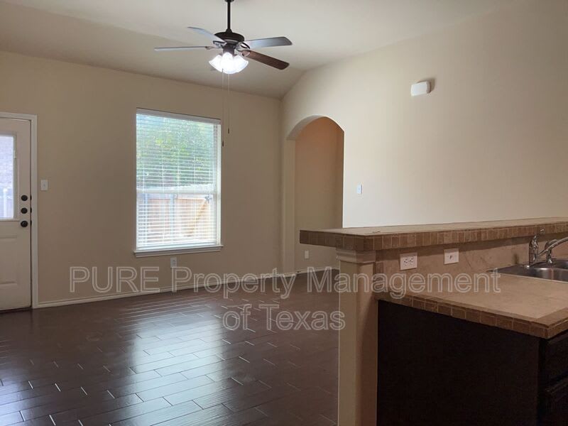 1144 Brendon Lee Lane – photo 4