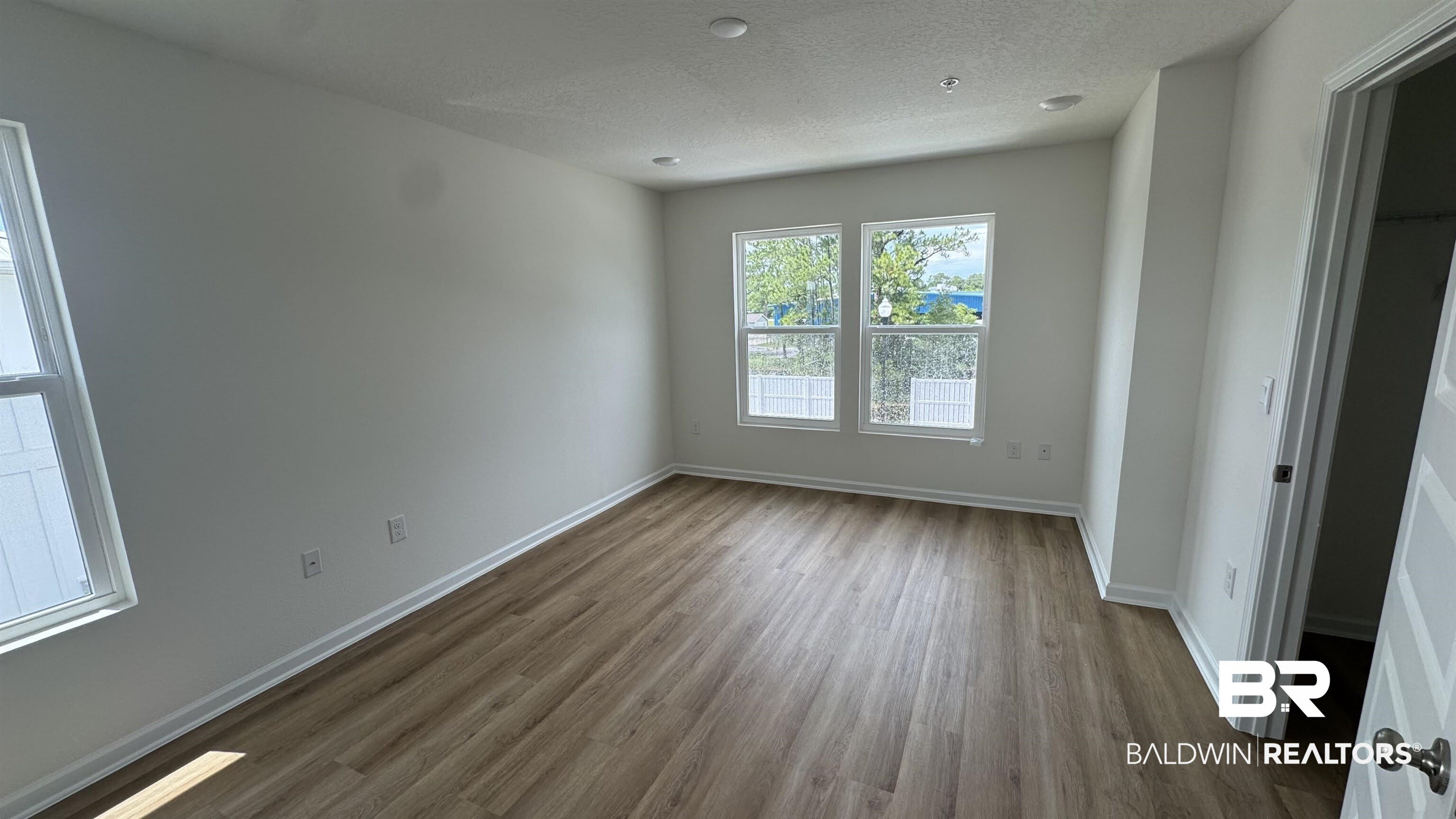4144 Lost Bay Drive – photo 5