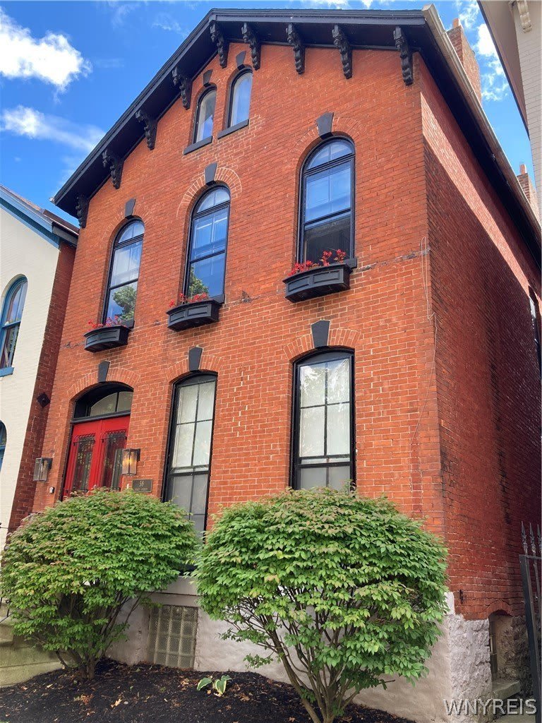 58 Tracy Street – photo 1