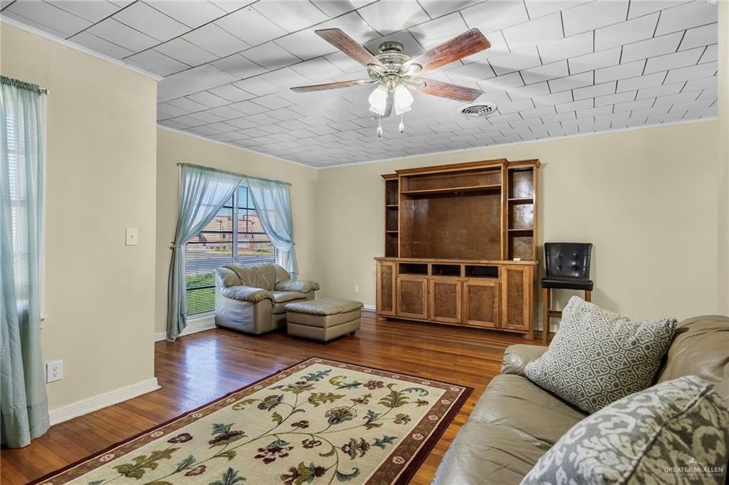 518 E Kelly Avenue – photo 4
